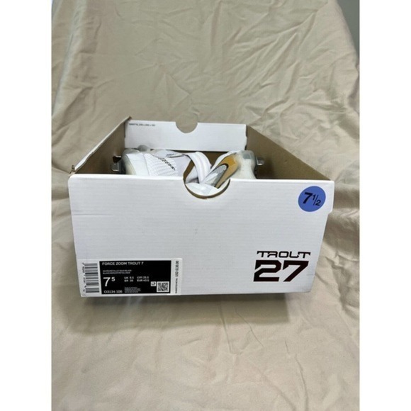 Nike Force Zoom Trout 7 Mens 7.5 Gold White Mid Metal Baseball Cleats Air Spikes - Picture 10 of 10